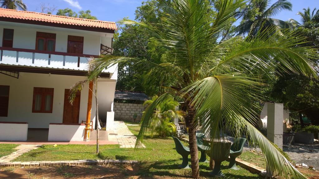 Hotel Flamingo Anuradhapura Eksteriør bilde