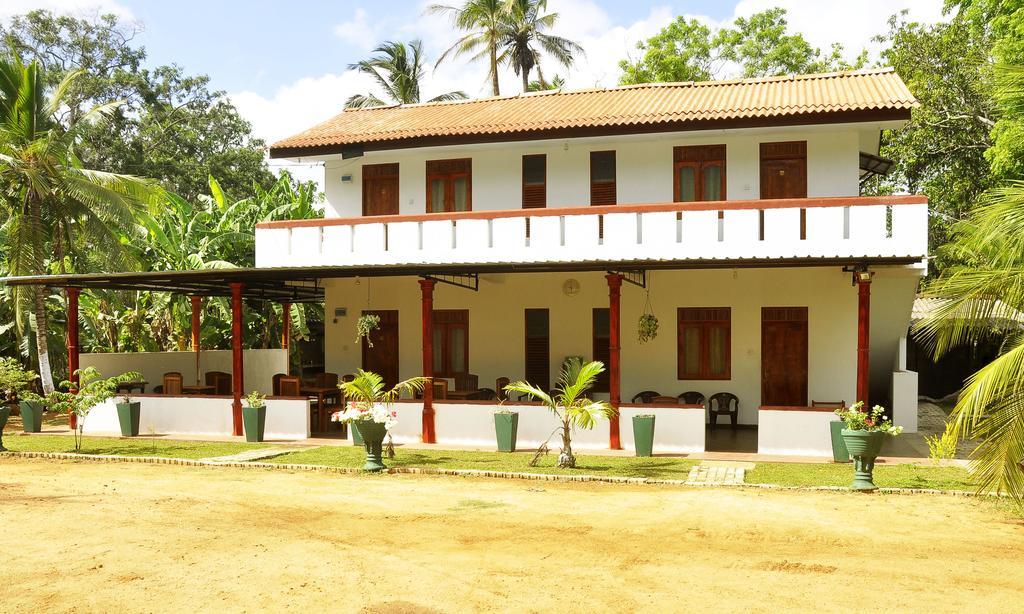 Hotel Flamingo Anuradhapura Eksteriør bilde