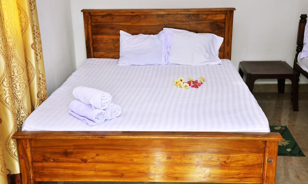 Hotel Flamingo Anuradhapura Eksteriør bilde