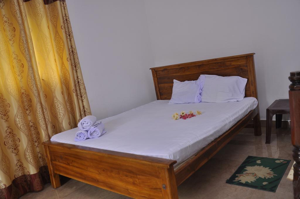 Hotel Flamingo Anuradhapura Eksteriør bilde