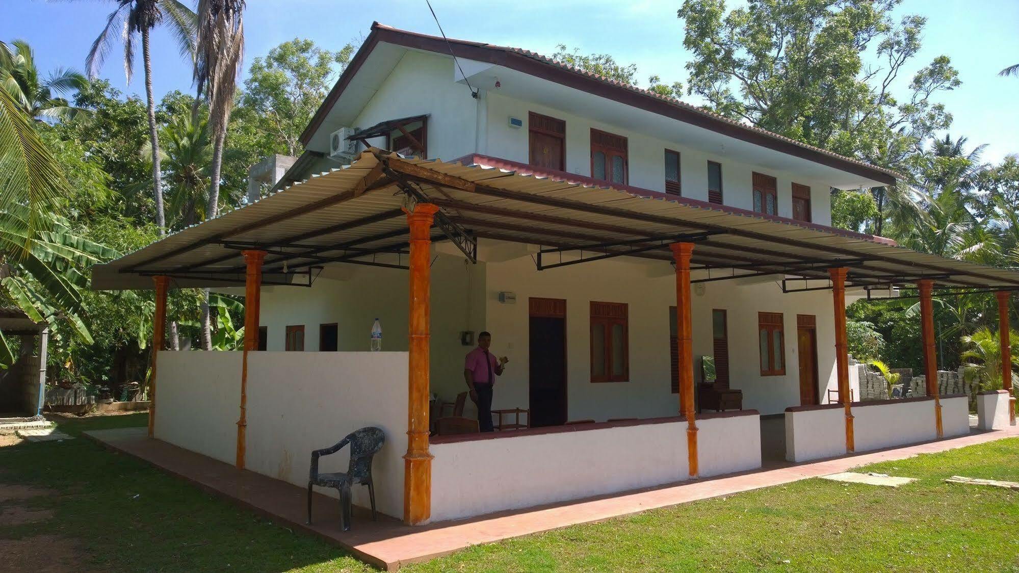 Hotel Flamingo Anuradhapura Eksteriør bilde